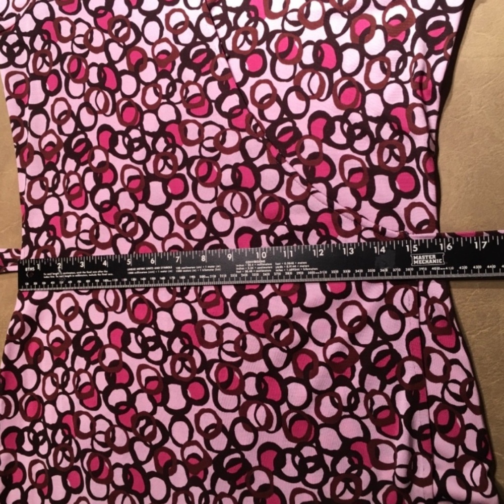 Diane Von Furstenberg Justin Silk Jersey Wrap Dress in Pink & Brown Circles - Picture 5 of 12